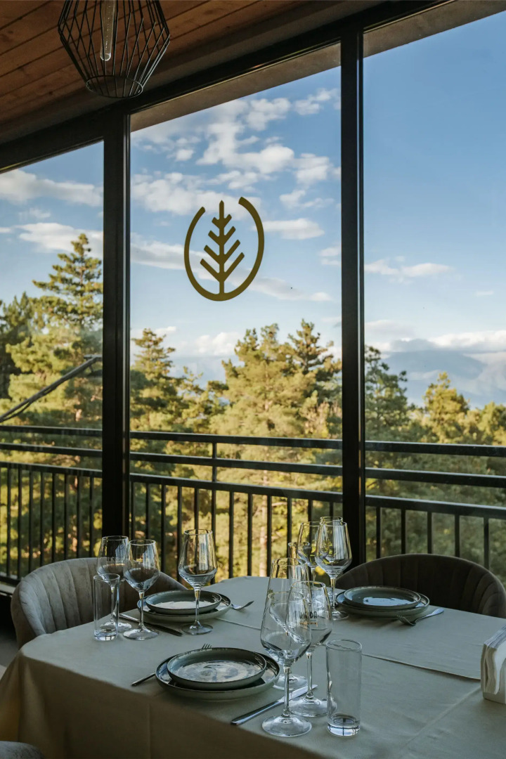 Курортный отель Zuzumbo Resort  Spa