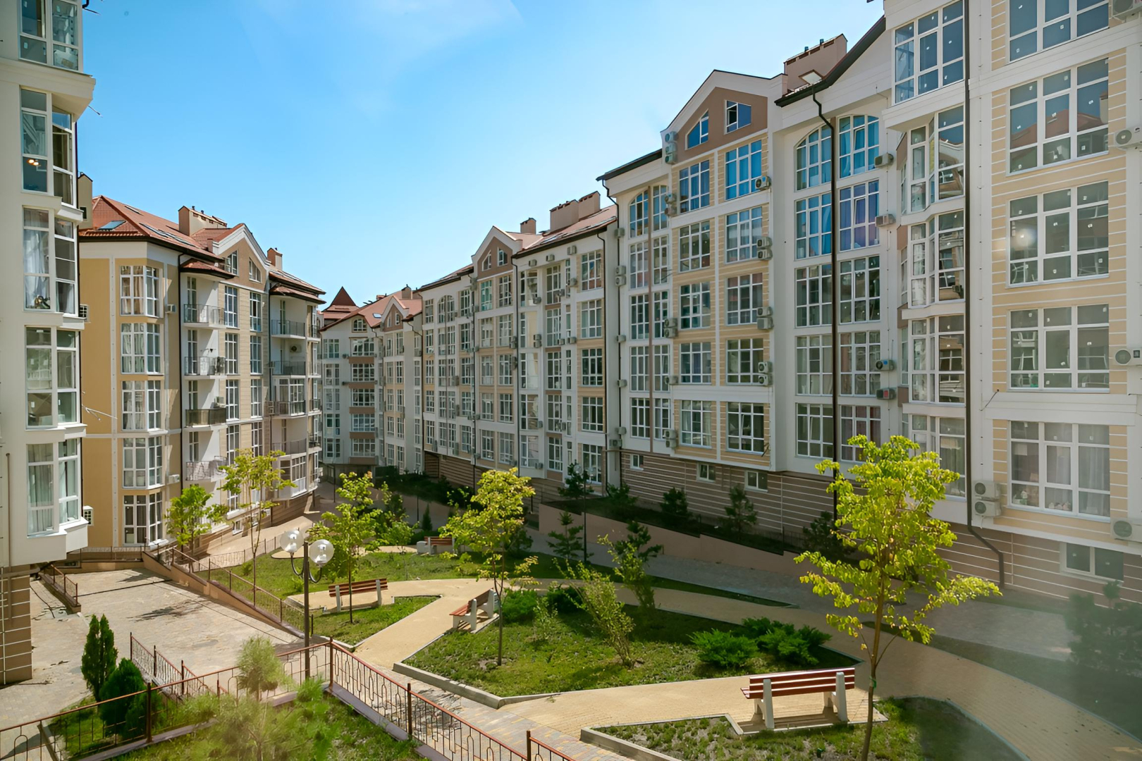 Апартаменты Светлая Просторная Современная Студия от Home Group apartments