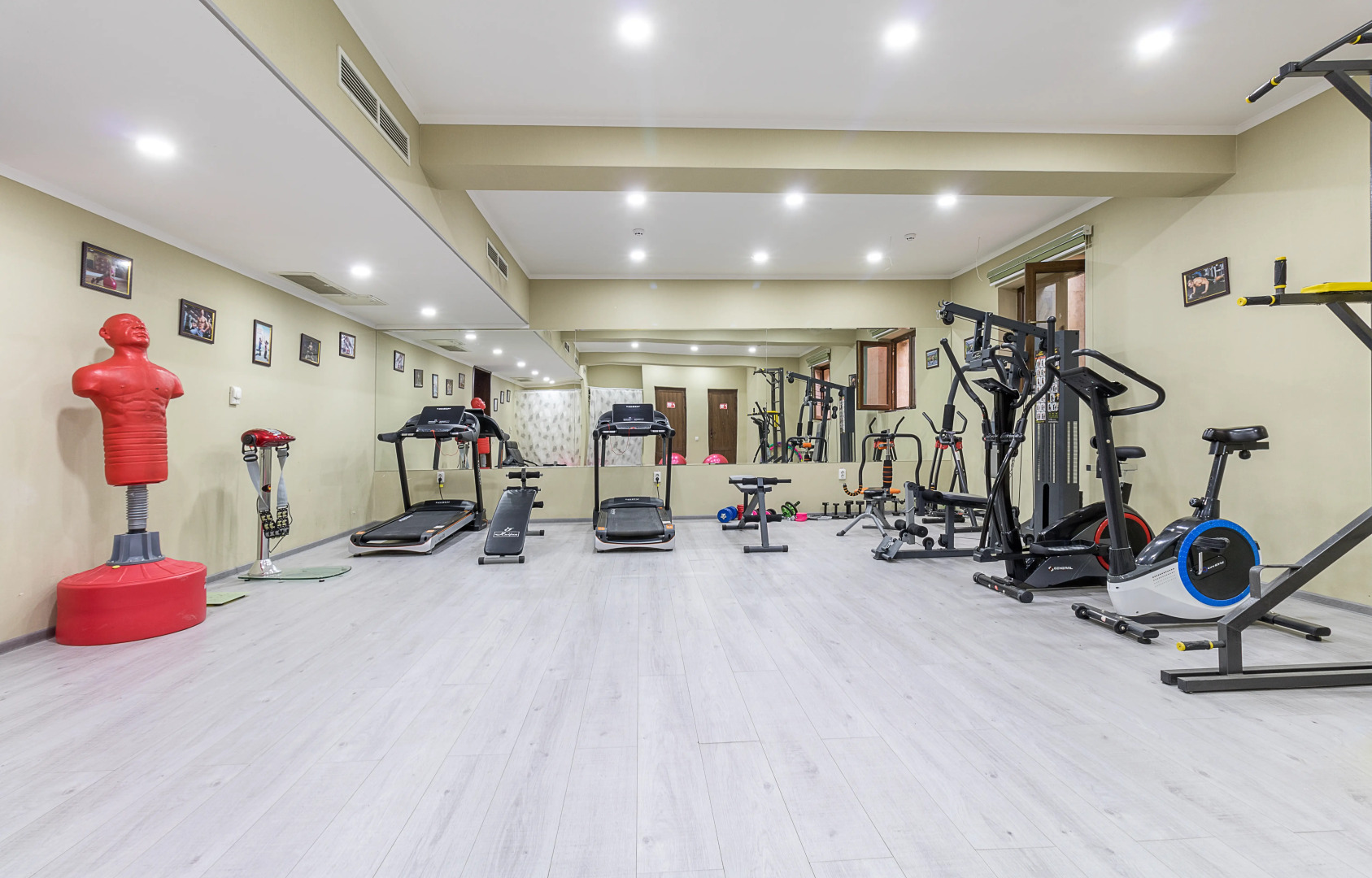 Отель Кушбеги Плаза