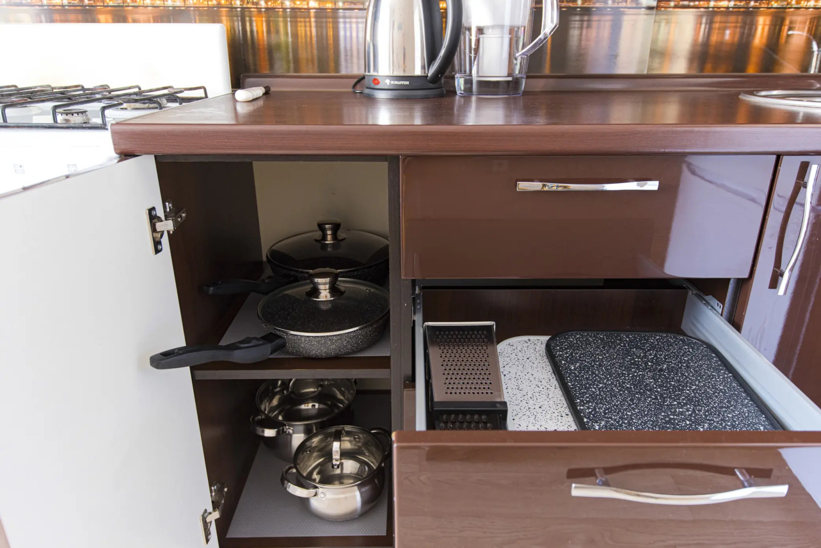 Квартира 1-к недалеко от залива на Радужной 5 от RentAp, 4 сп.места