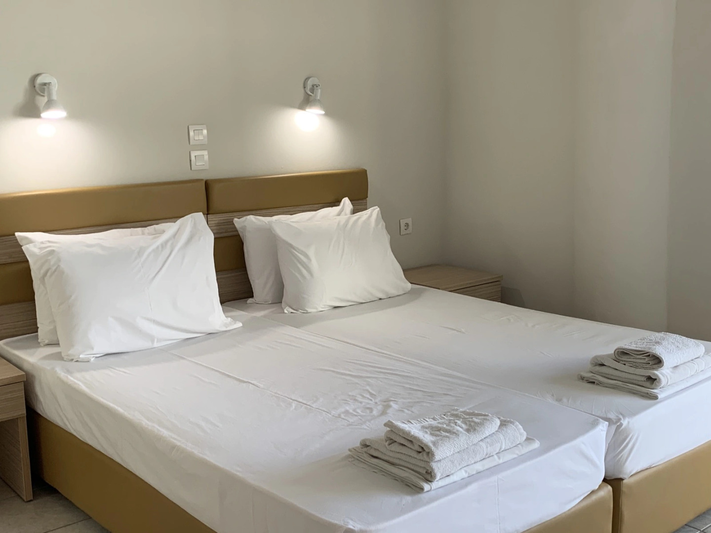 Отель Banana Moon (ex Limas Hotel)