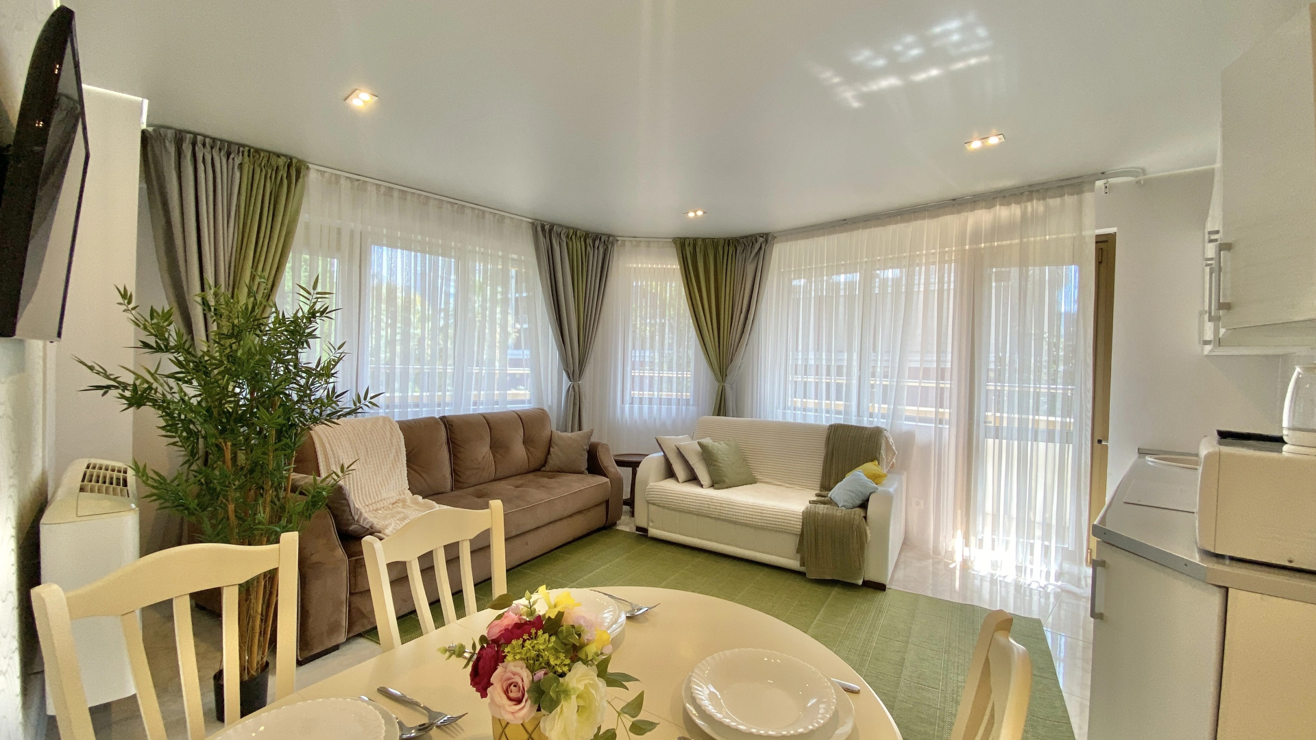 Апартаменты Версаль Альфа Апартаменты