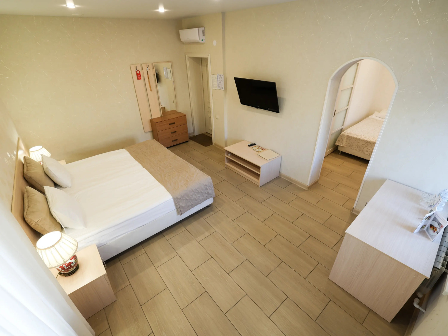 Гостиный двор Зуевский