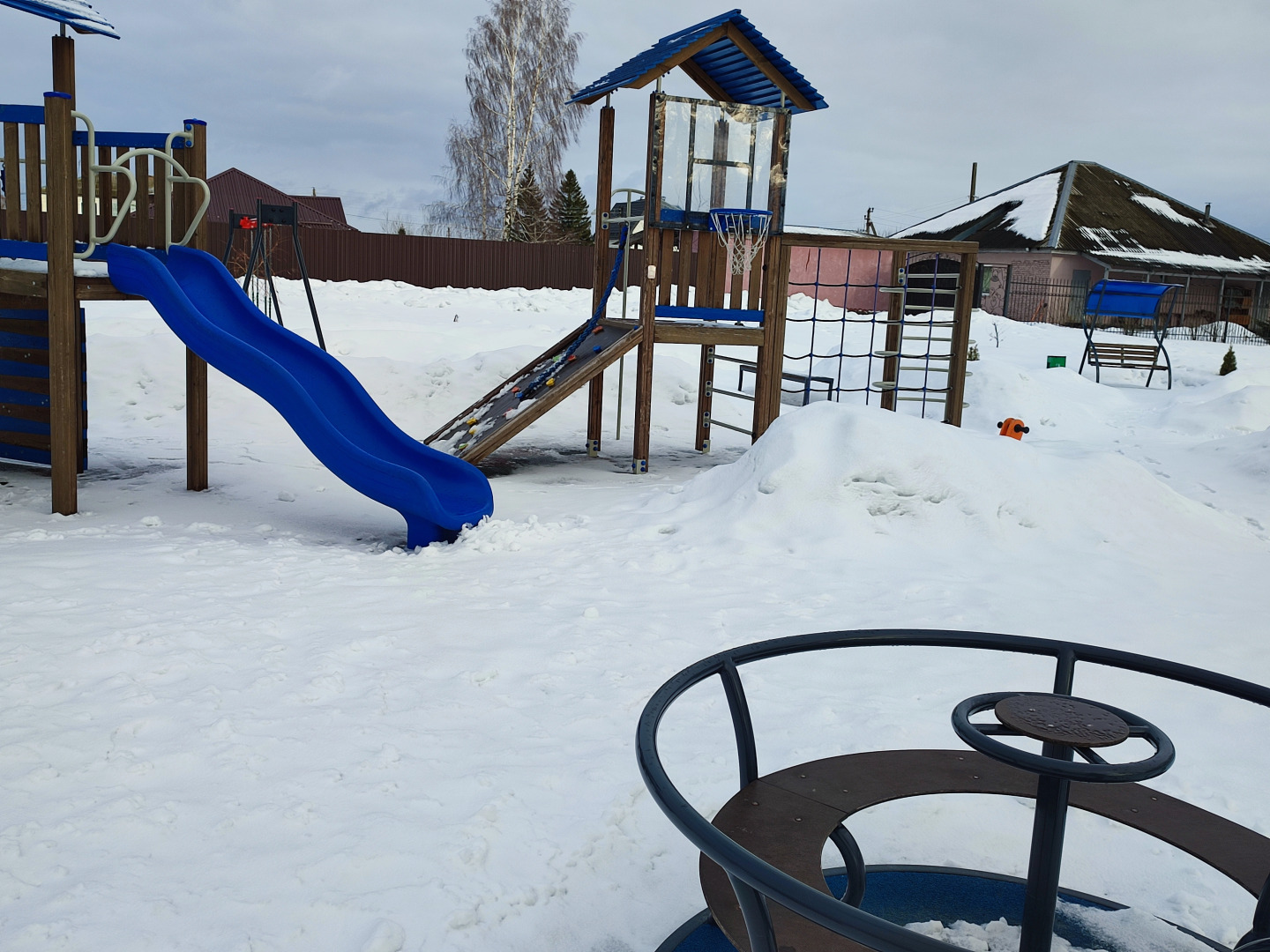 Частный дом с баней