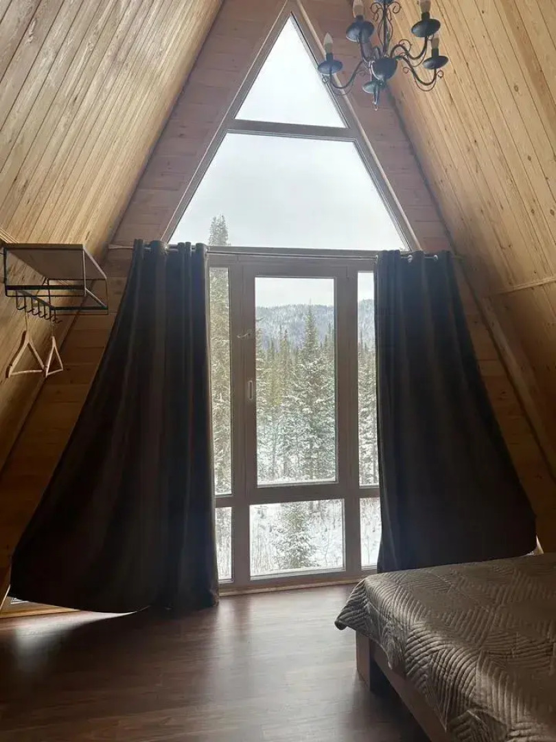 Частный дом A-frame большой