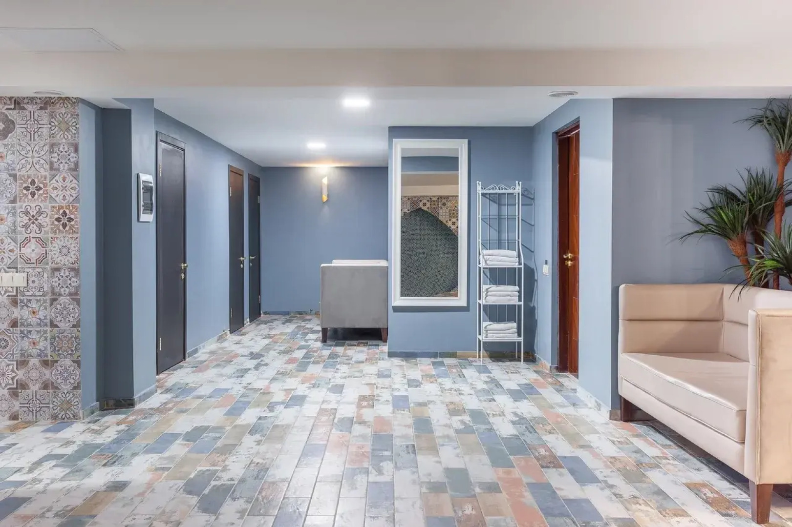 Отель Marton Palace