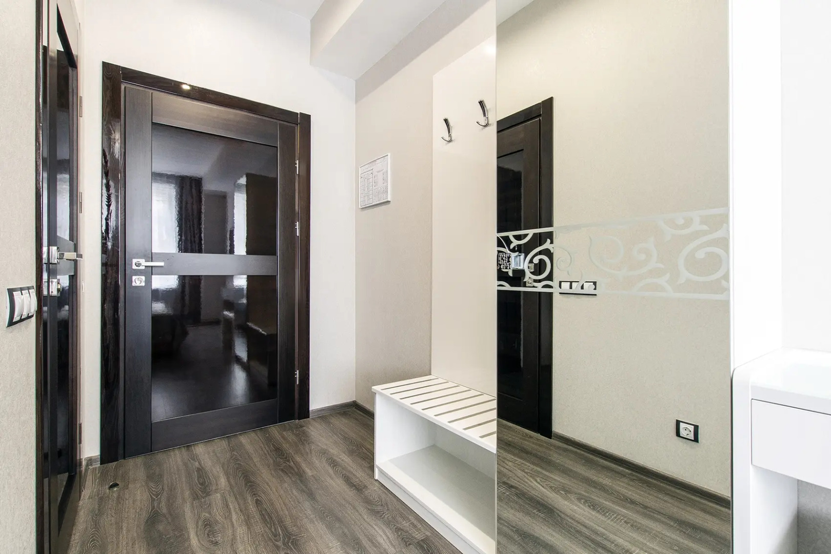 Отель Корона