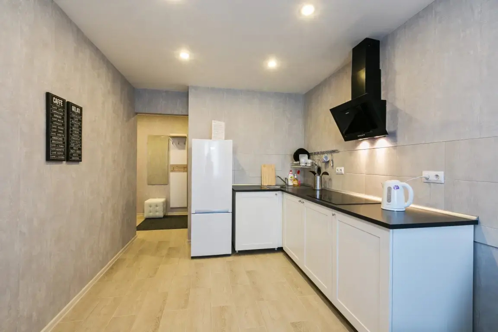 Квартира 1 MaxRealty24 Cходненская 7