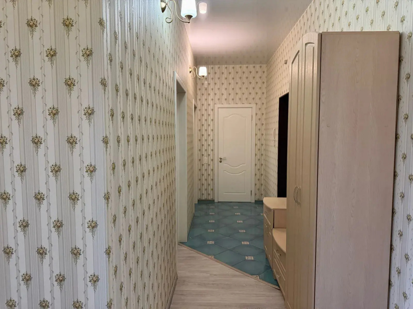 Апартаменты Аврора Октябрьская 24