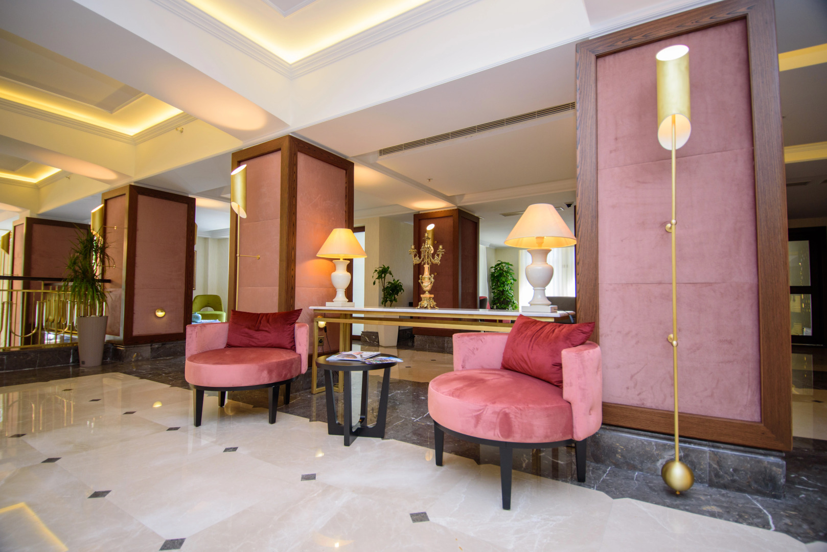 Отель Tiflis Palace