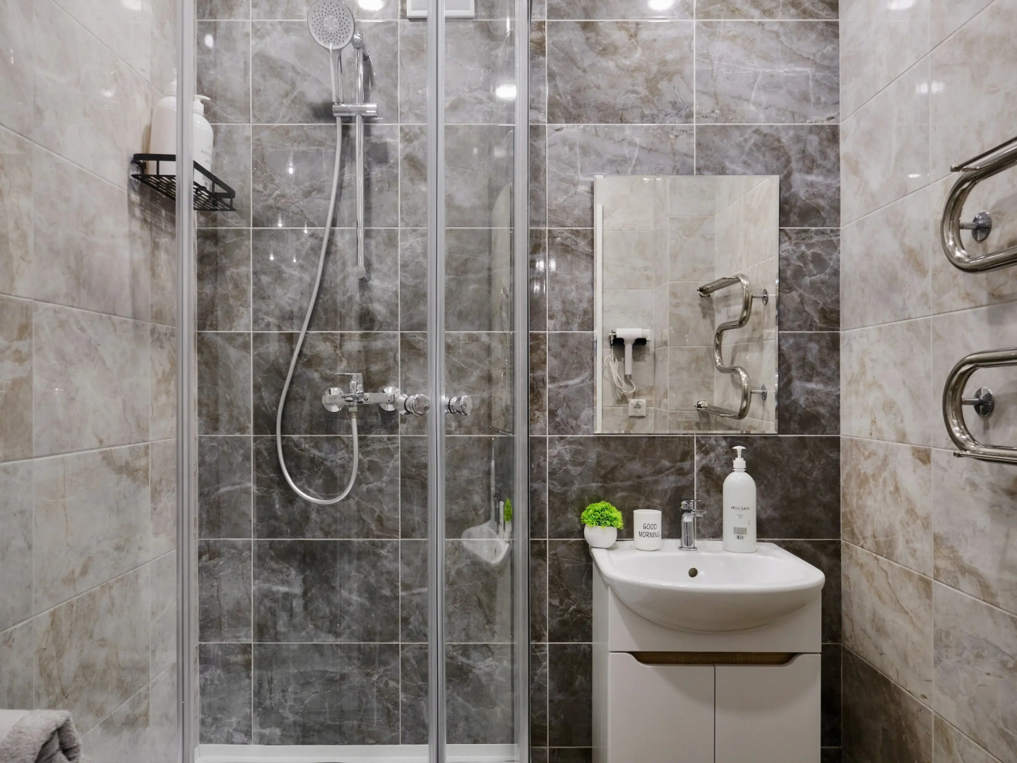 Квартира около метро Горки