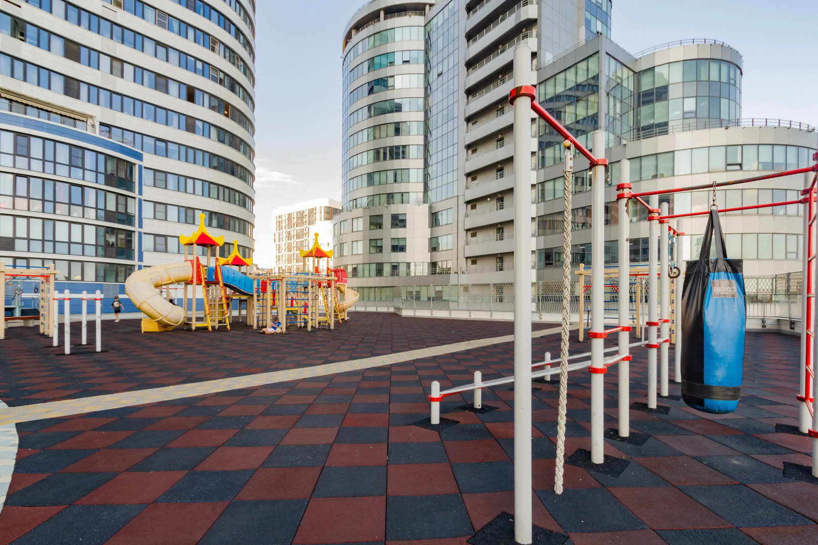 Апартаменты ЖК Белый ангел c видом на реку