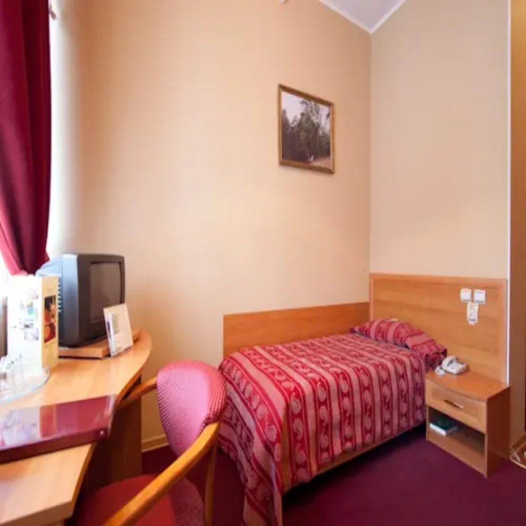 Отель Амакс