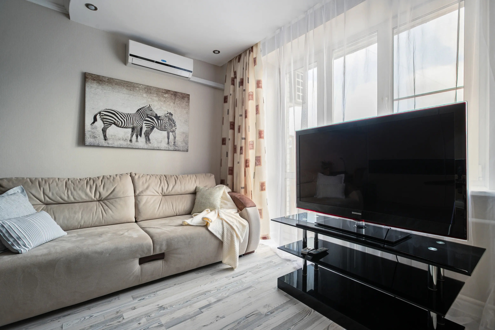 Квартира MaxRealty24 Панферова дом 8