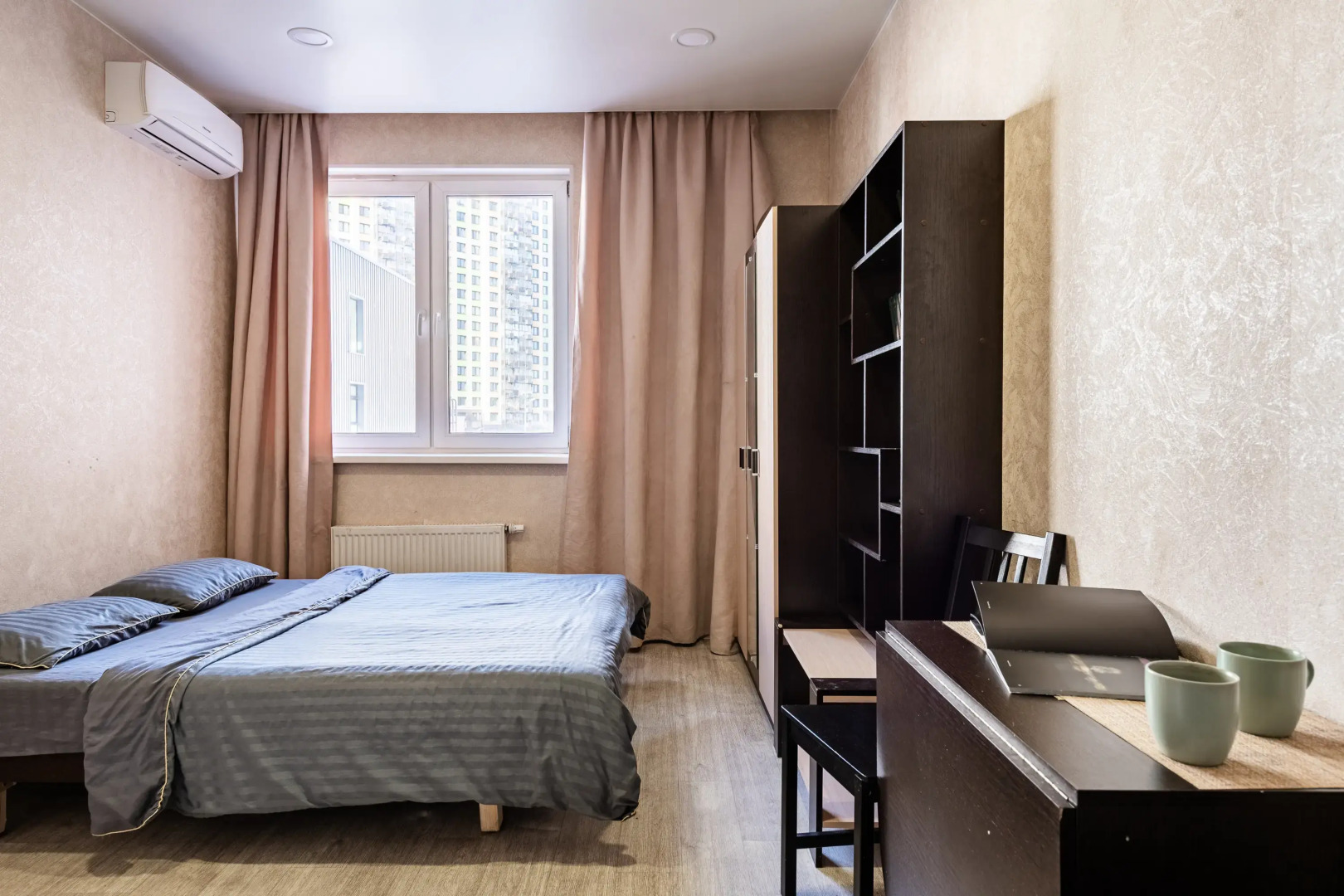 Апартаменты Гости Любят у метро Рассказовка Розовая