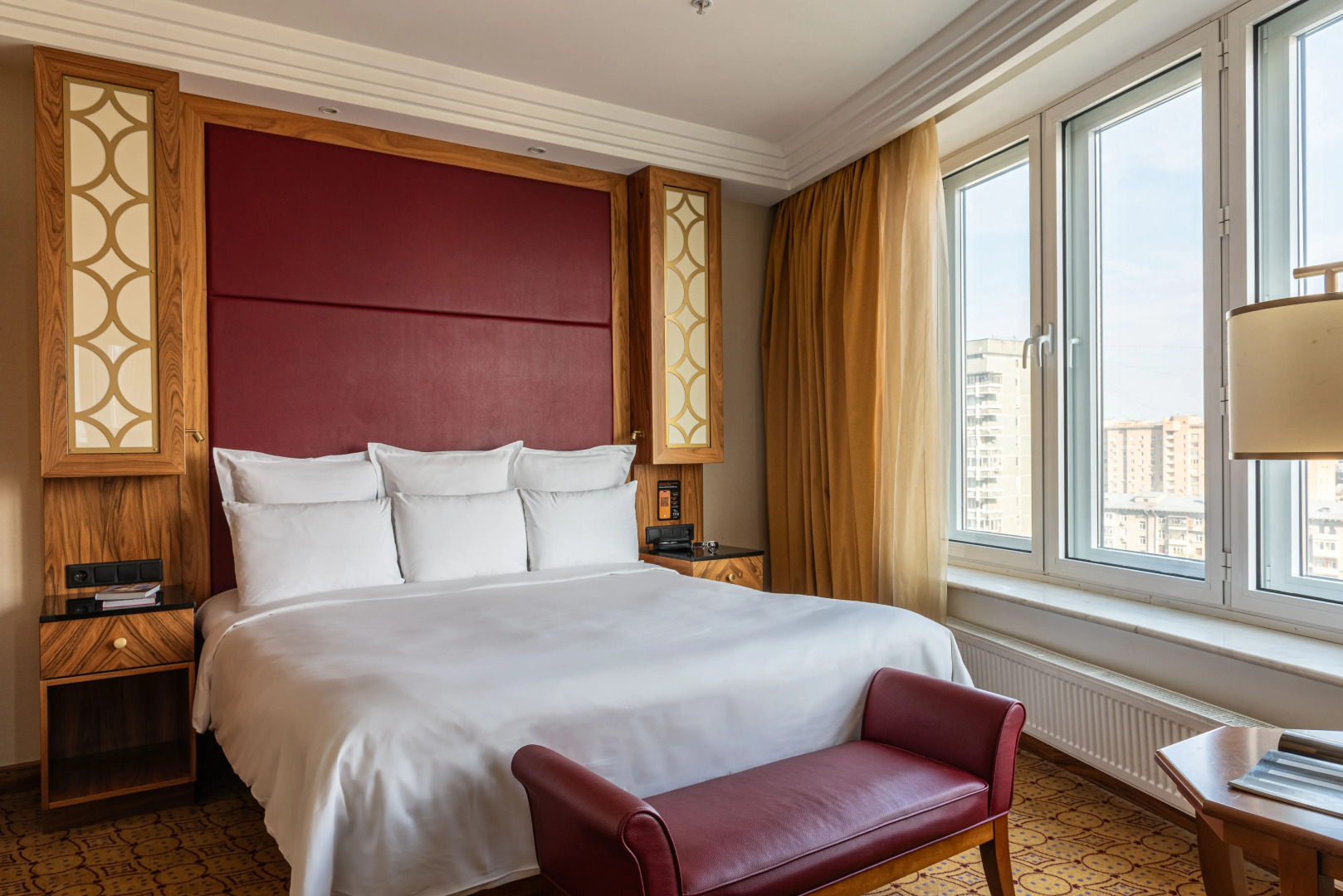 Отель МонАрх Москва (ранее Ренессанс Монарх)