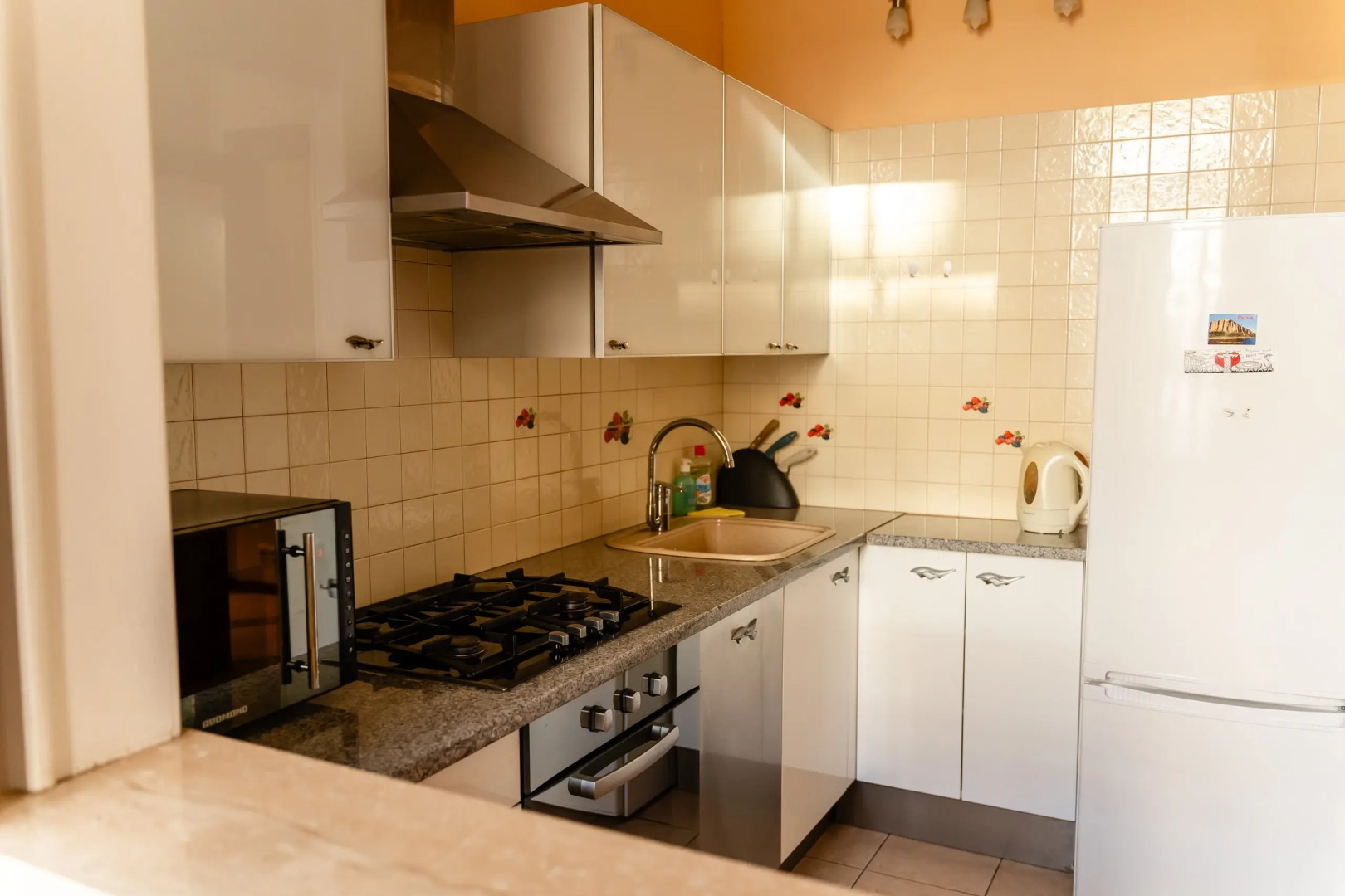 Современная квартира Невский 13 с балконом и парковкой