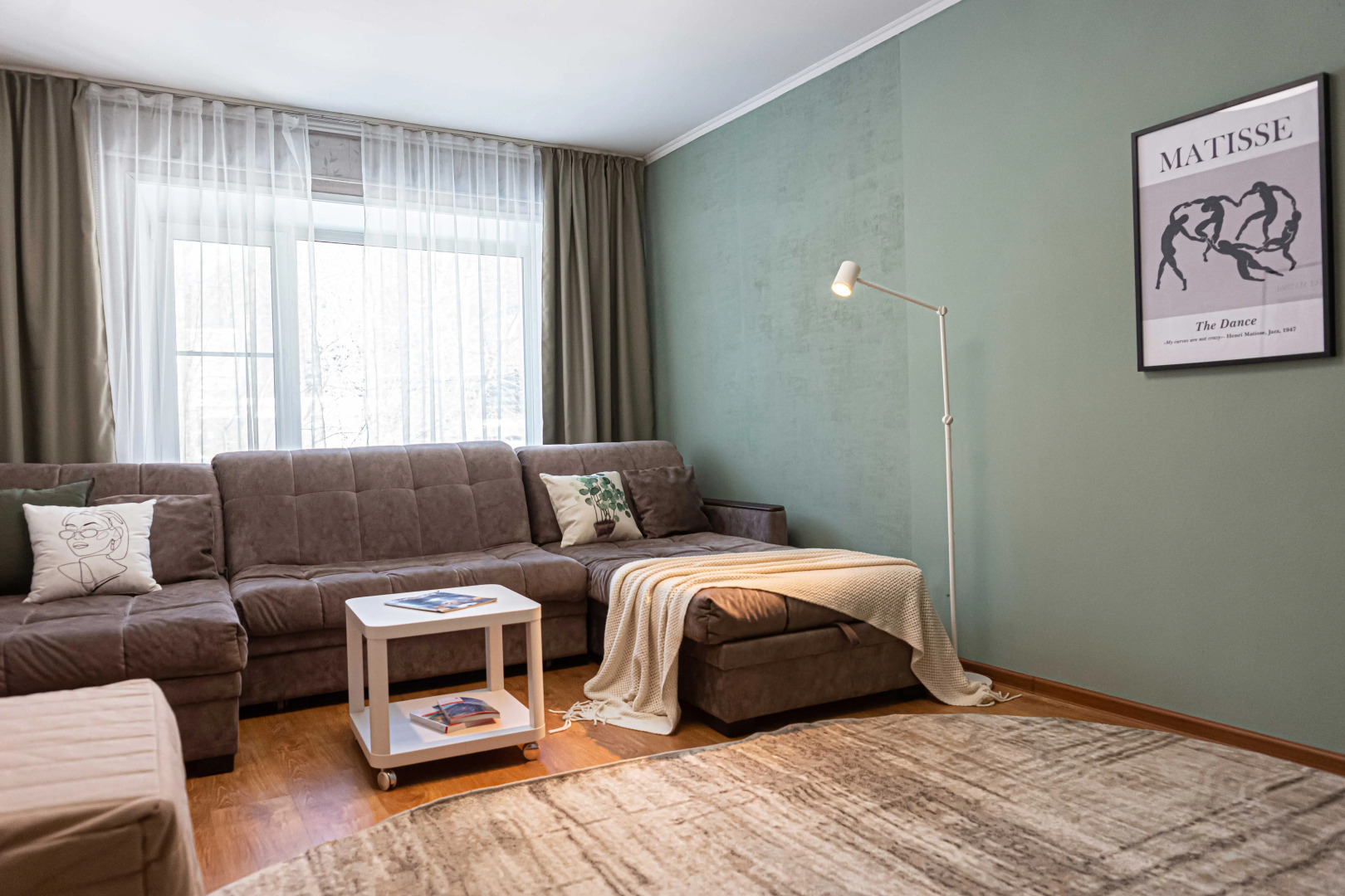 Апартаменты Двухкомнатные Ленинградская 122а