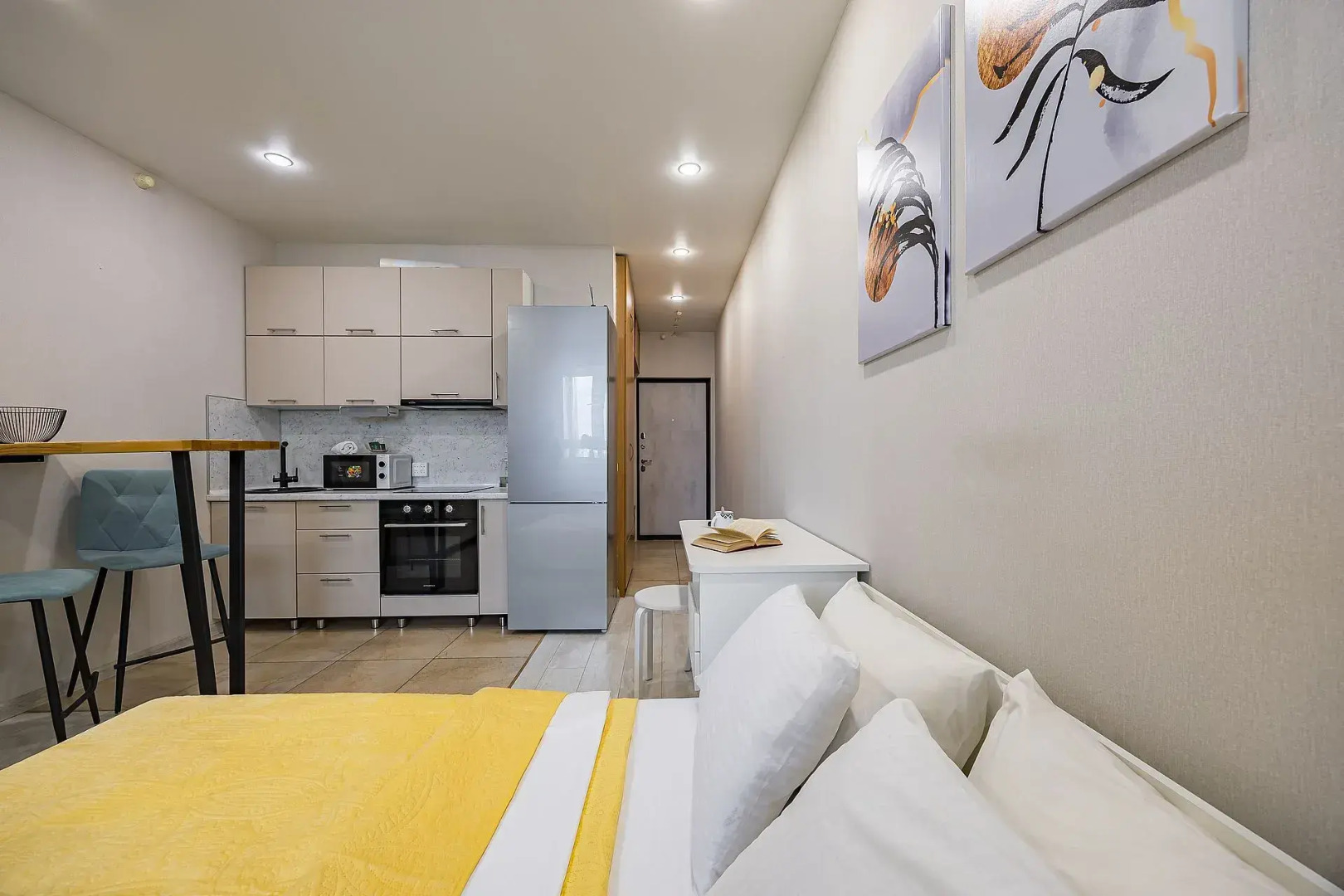 Квартира Уют у озера на 15 Этаже