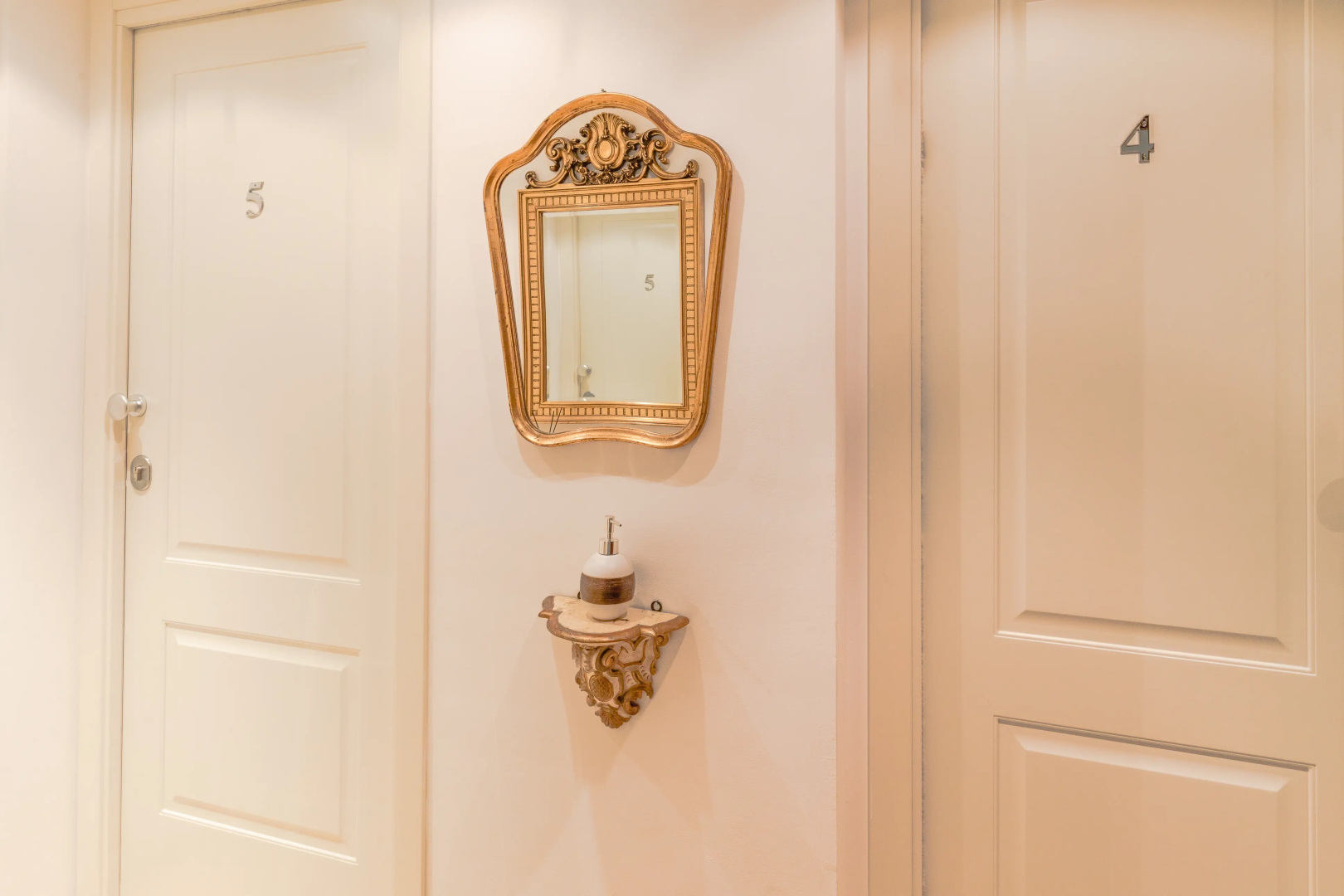 Гостевой дом Aiello Rooms