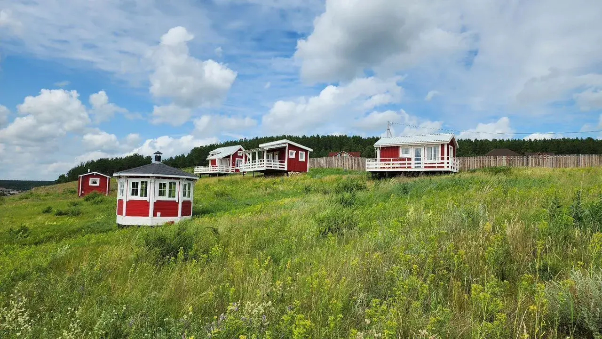 Частный дом Уютный с Террасой