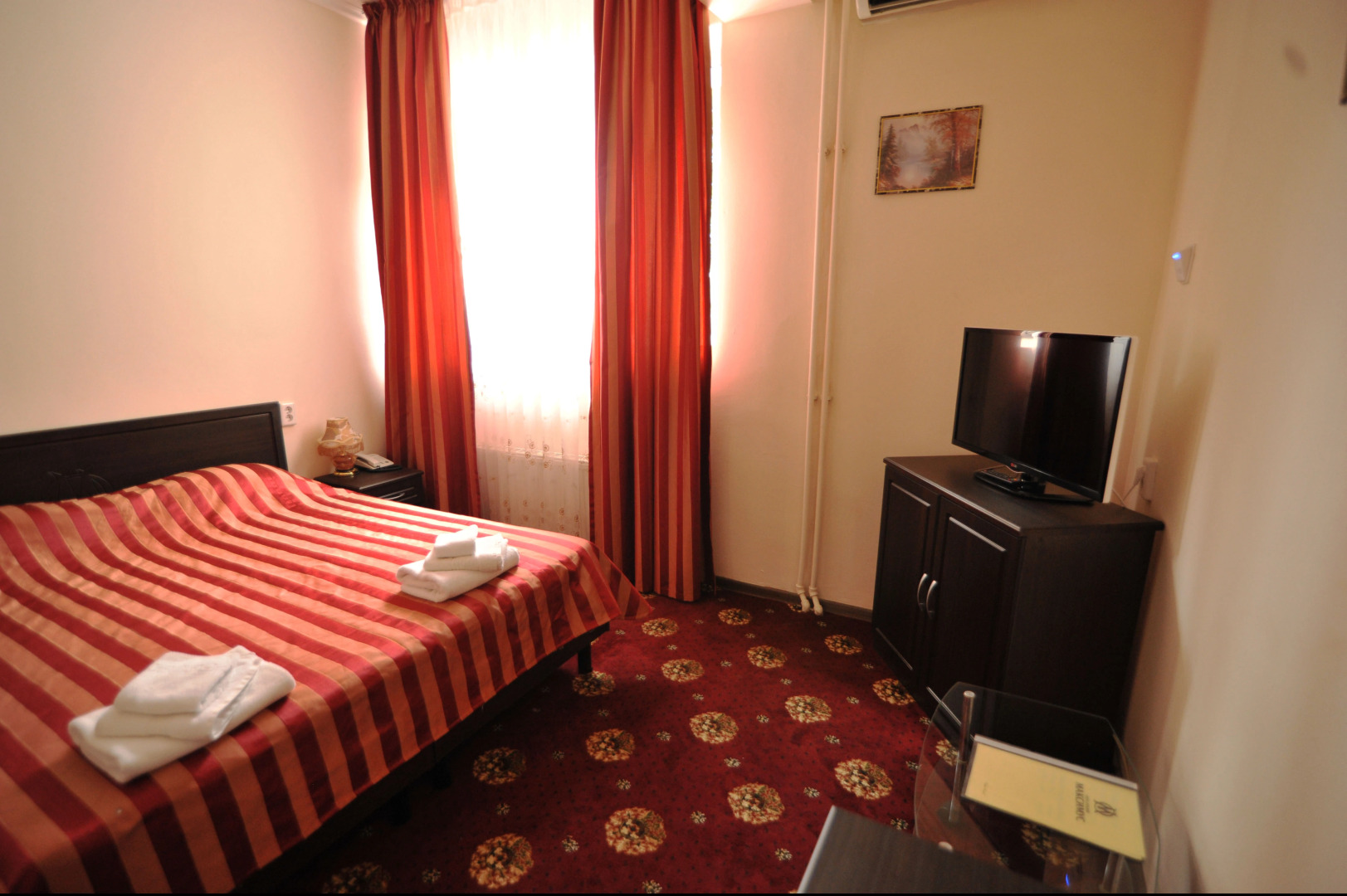 Отель Максимус