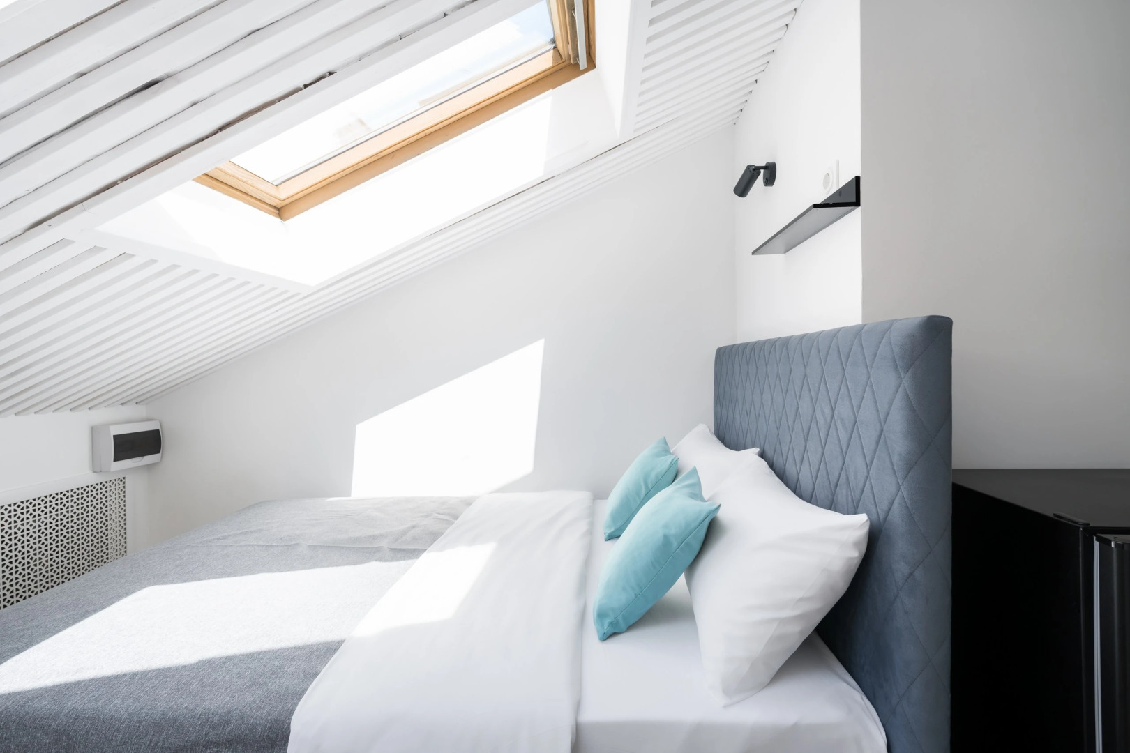 Апартаменты Welcome Home Мансарда на Невском 106