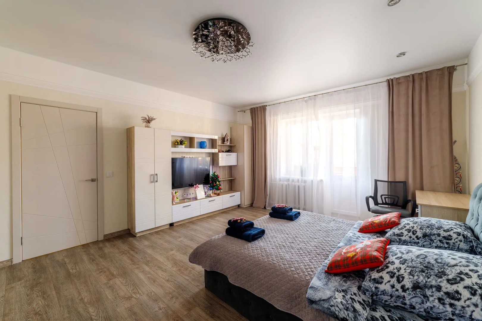 Квартира PrezentHaus на Карла Маркса 171