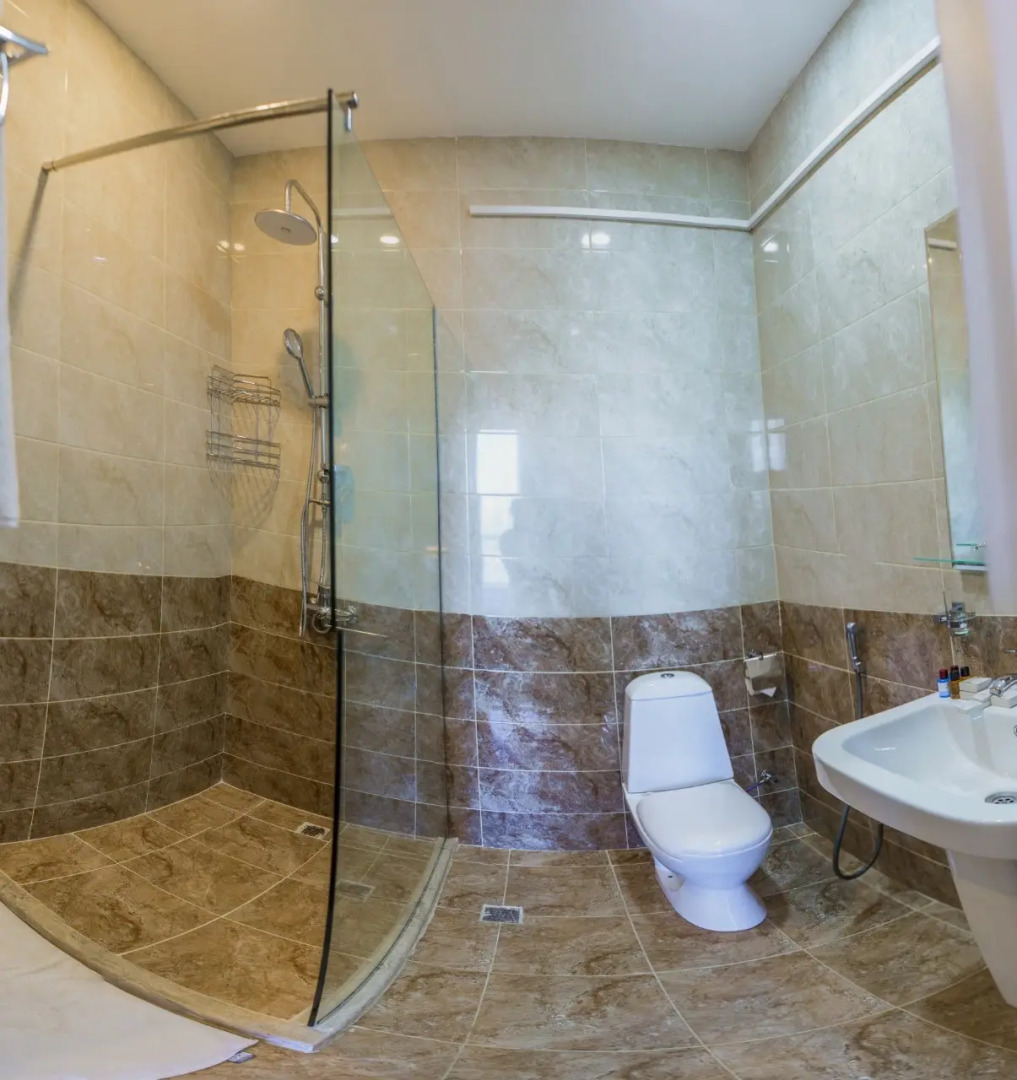 Отель Square Inn