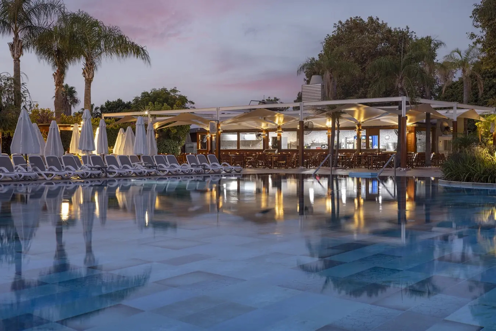 Side Star Elegance Hotel