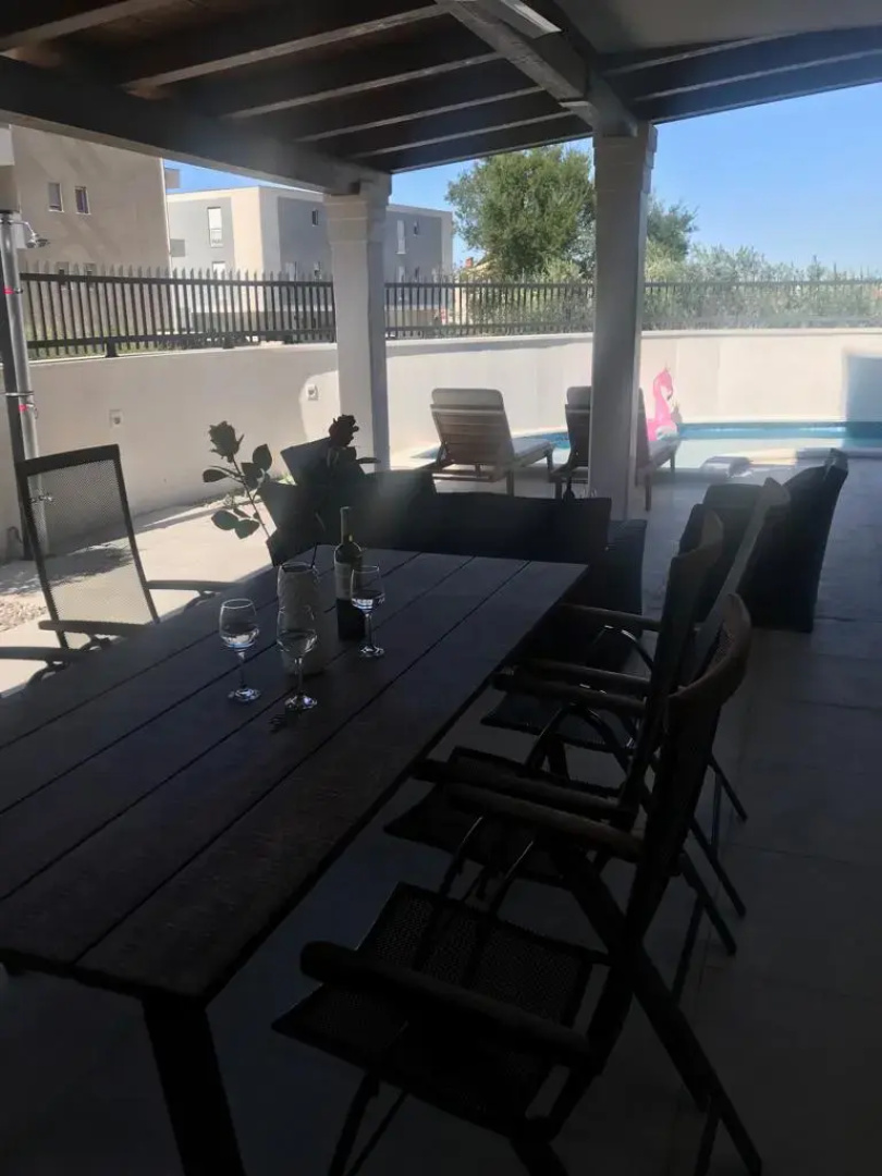 Вилла Urban Villa With Pool
