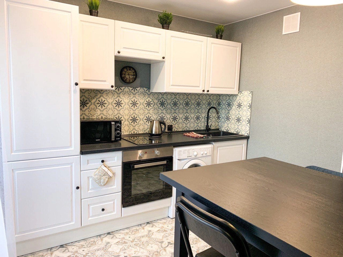 Апартаменты 103/2