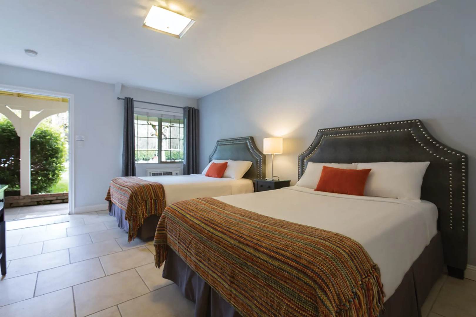 Отель The Lodge at Blue Lakes