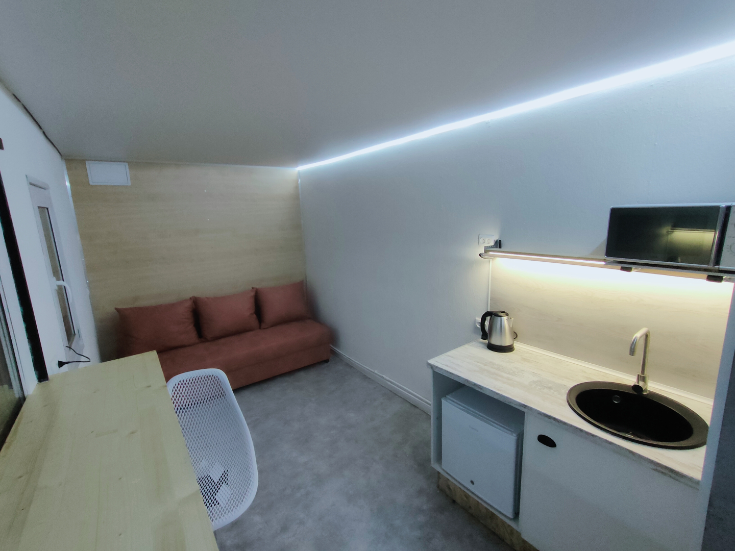 Hostel 365