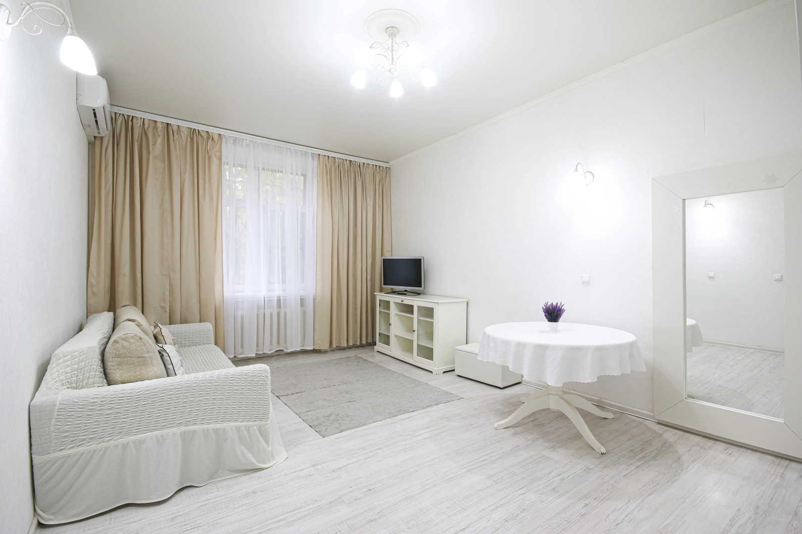 Апартаменты Apart Lux Ленинский 71(2)