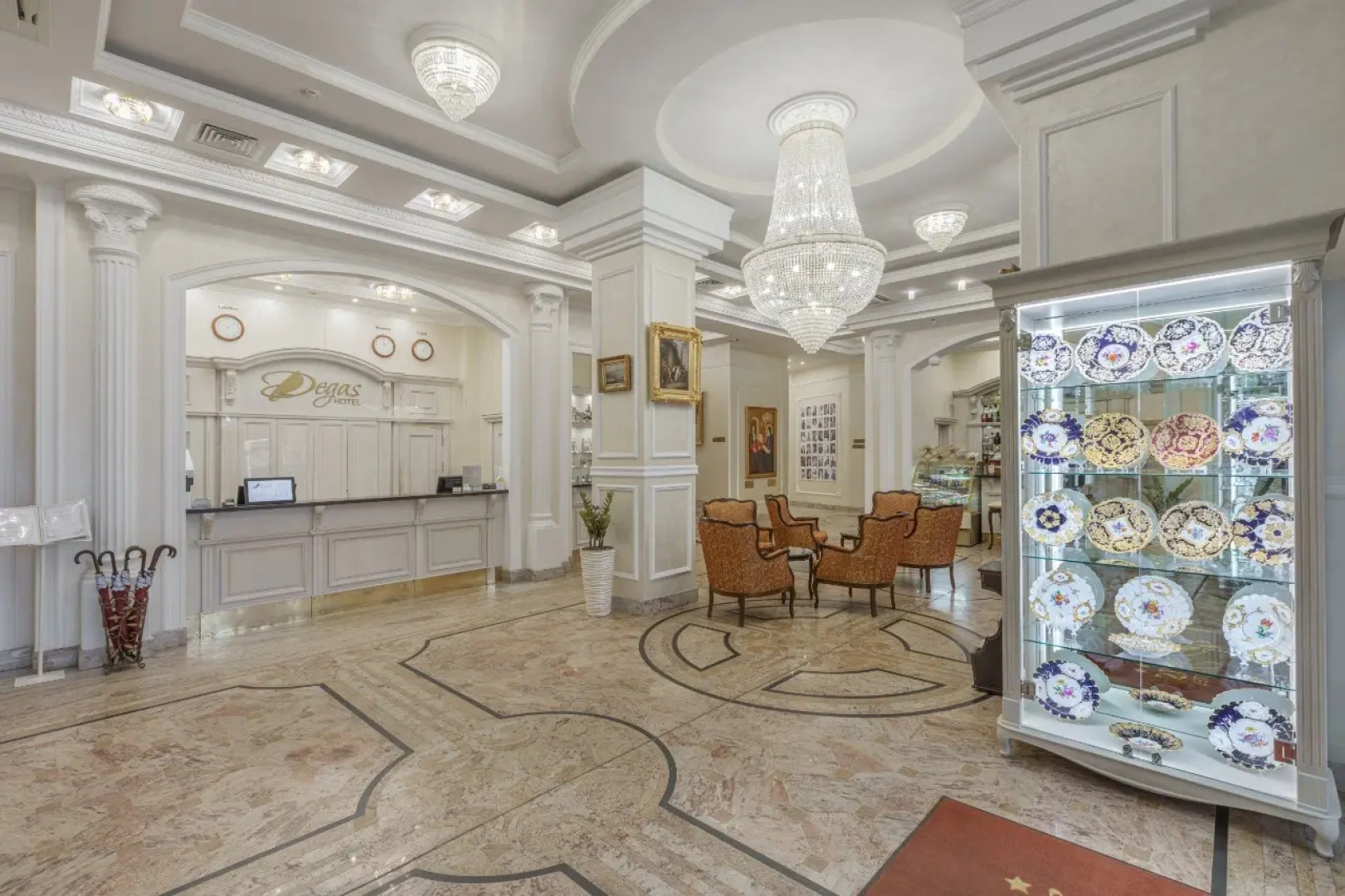 Отель Дегас