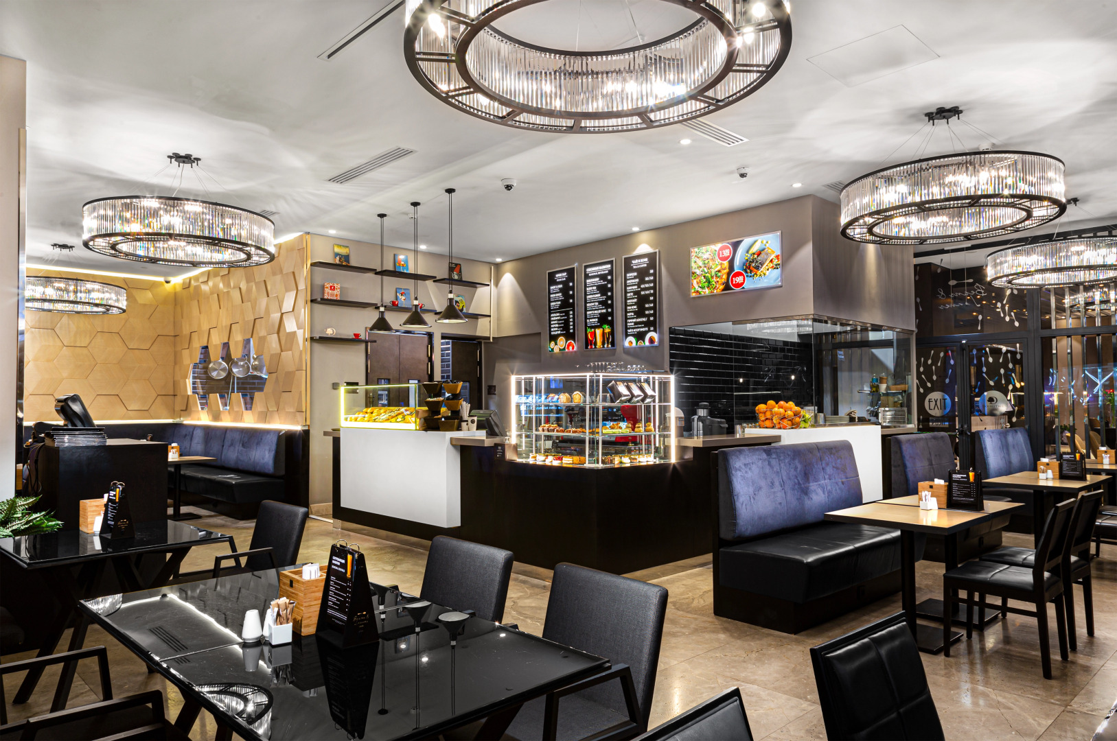 Отель DoubleTree by Hilton Minsk