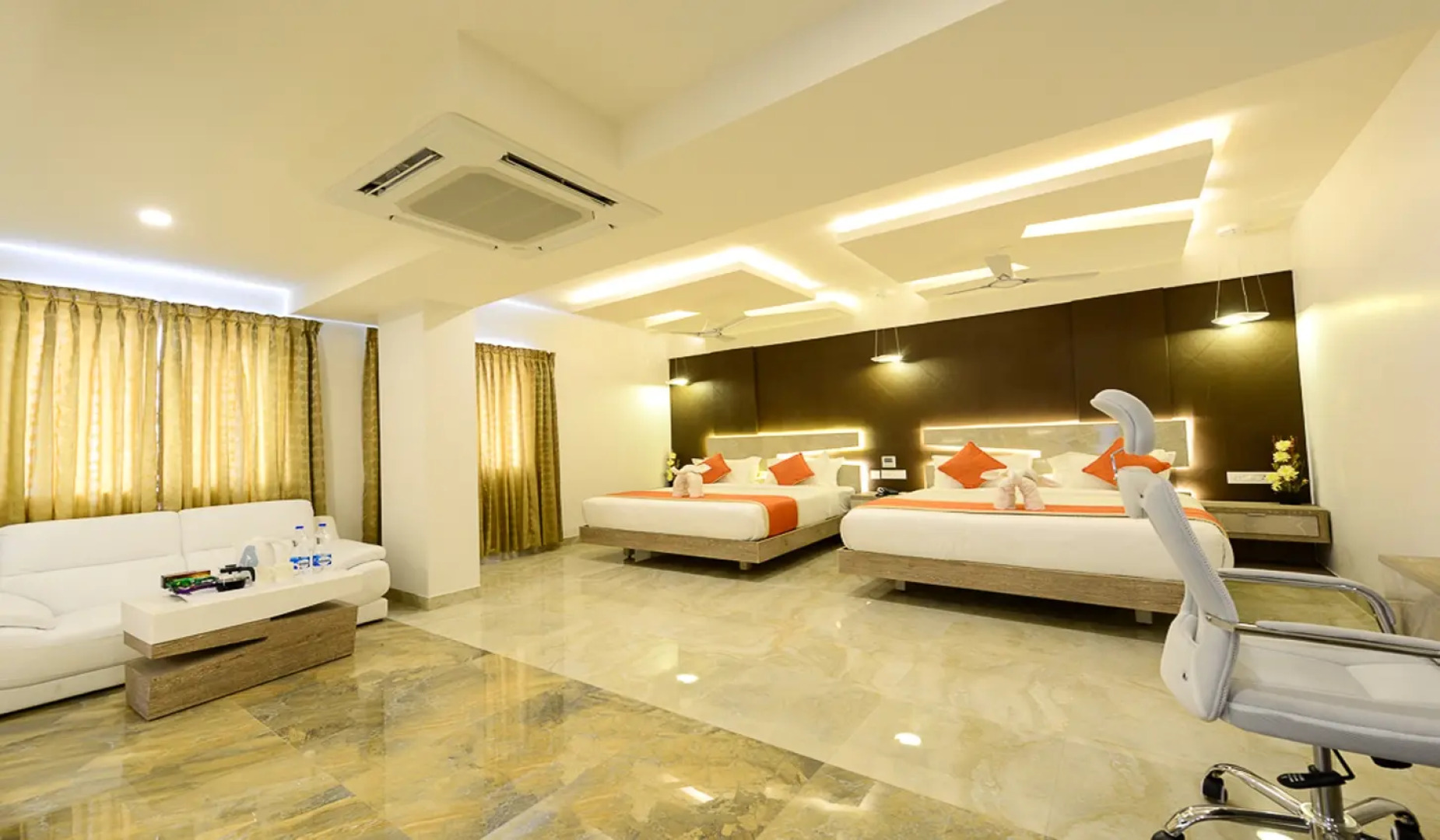 Отель Chenthur Park