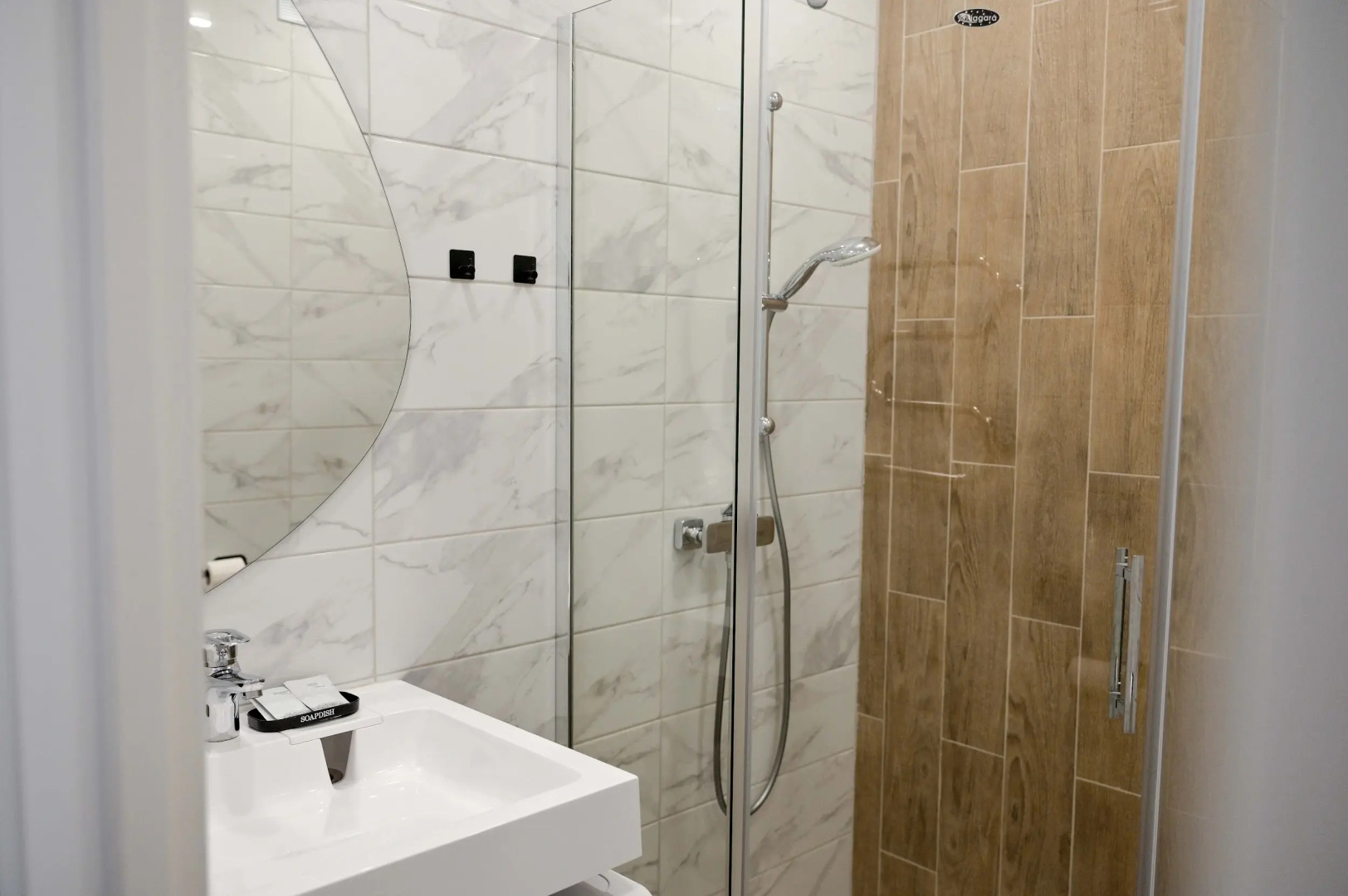 Апартаменты с панорамными окнами с шикарным видом на город 16 этаж