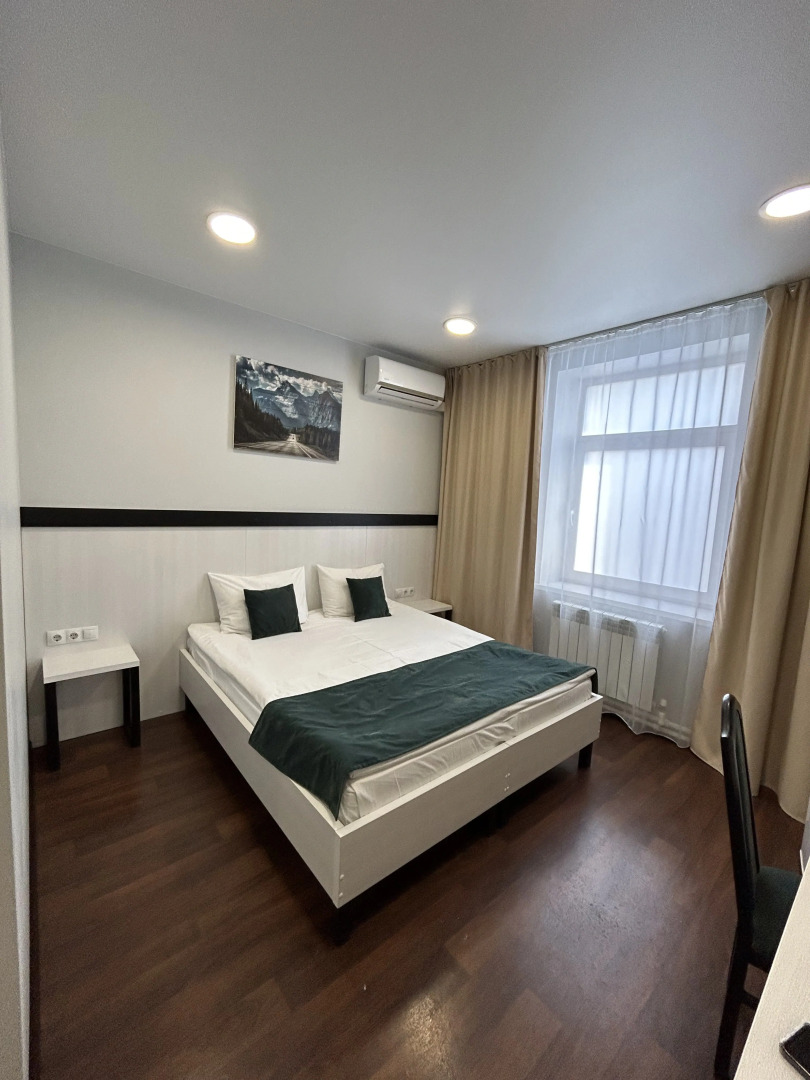 Отель RedFox в центре