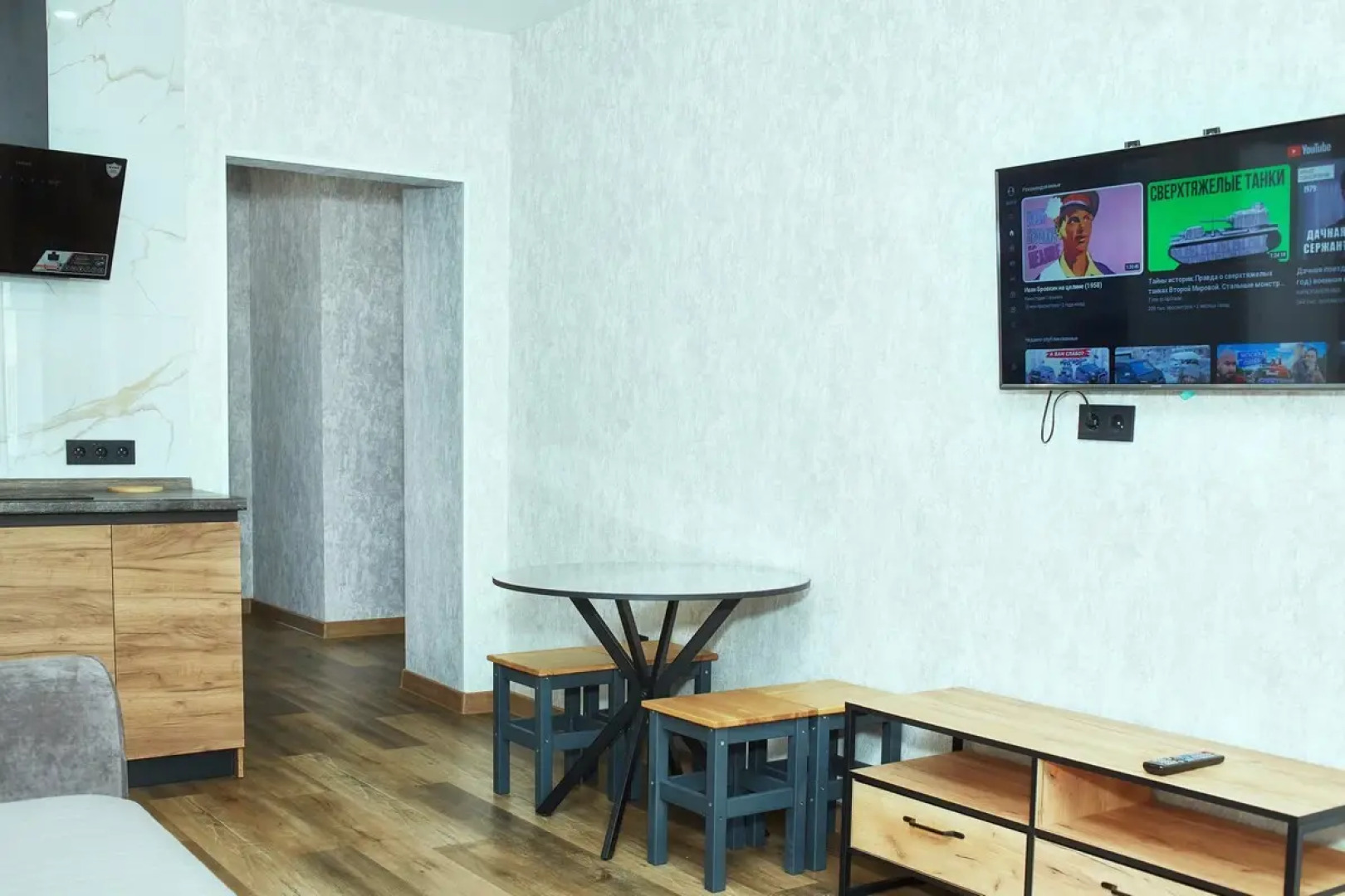 Квартира на Генерала Тихонова