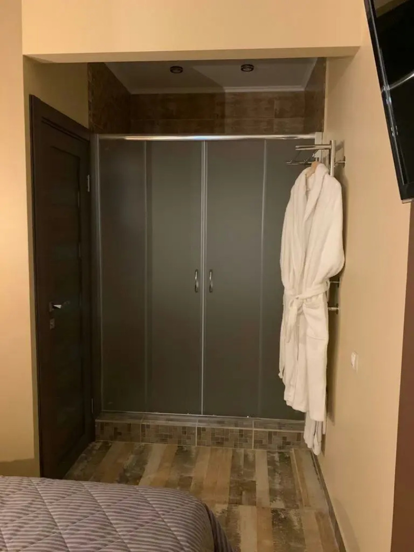 Апартаменты на Средней 13