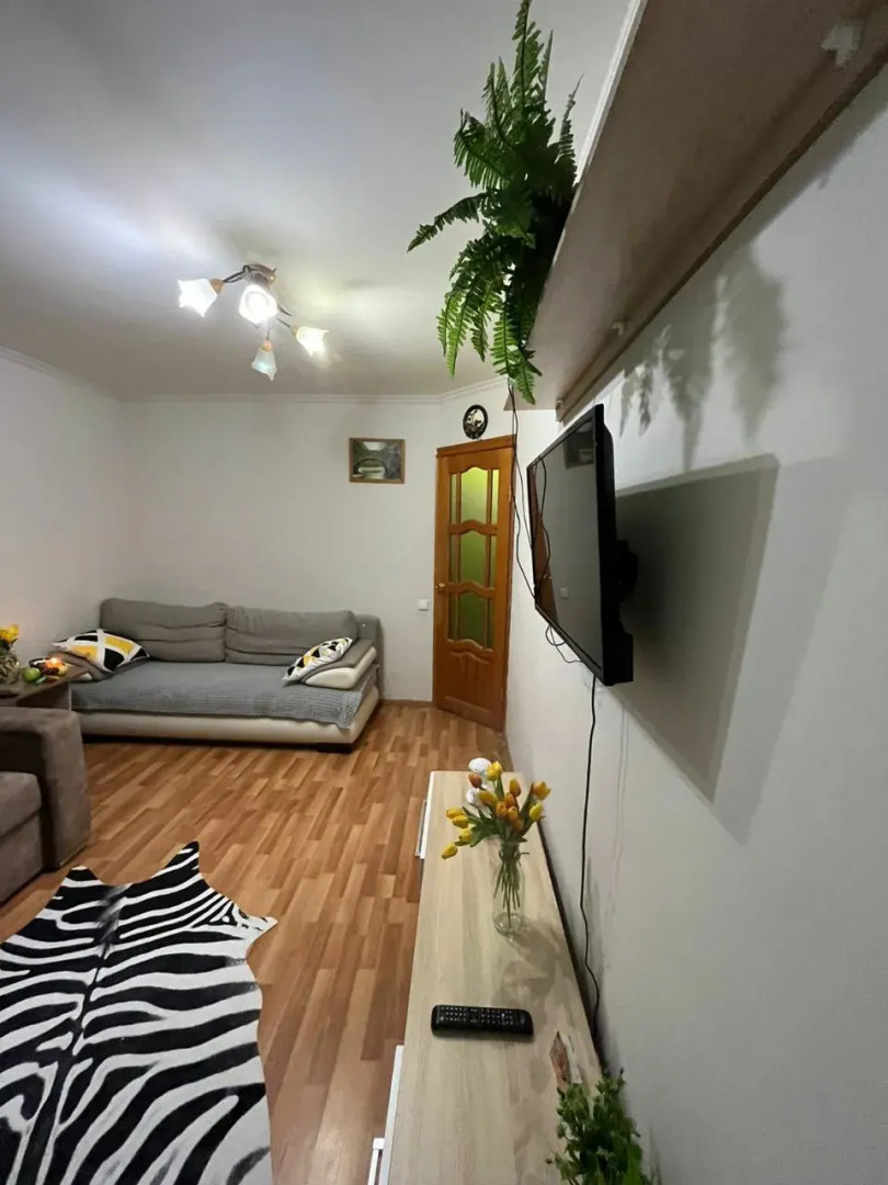 Апартаменты 2-комнатные в Центре Города на улице Ленина