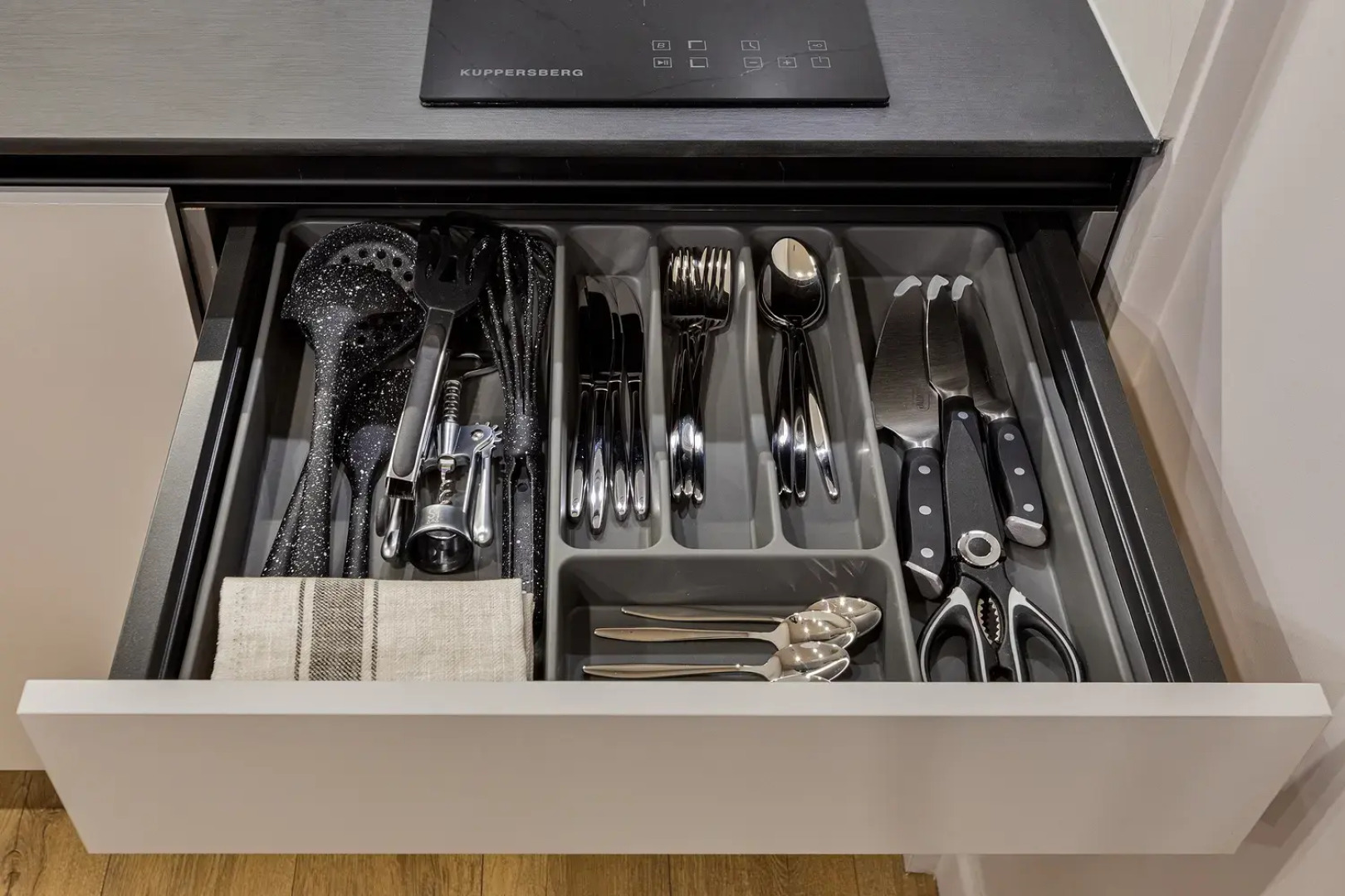 Квартира Room2day Olive с видом на закаты