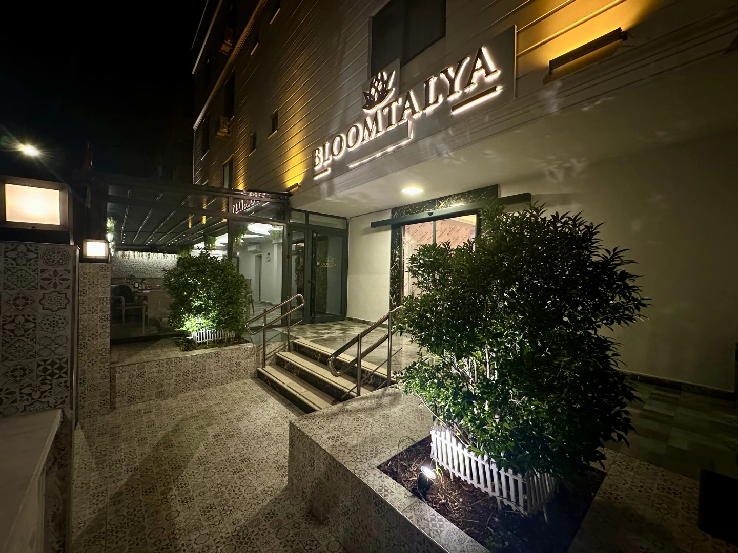 Hotel BLOOMTALYA