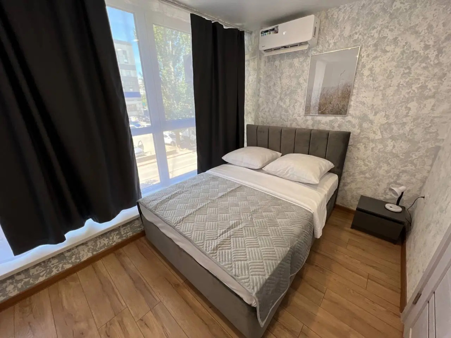 Апартаменты с Ремонтом для Пocуточной Арeнды