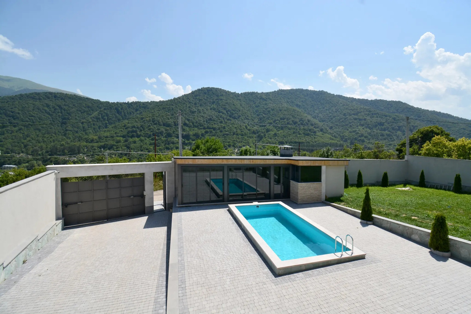 Вилла Dilijan Aqualin Villa