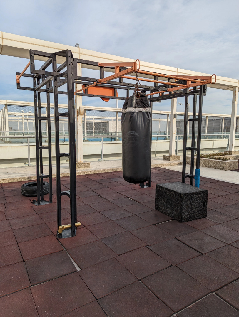 Апартаменты Luxurious Beachfront Marjan Island for Comfortable Stay