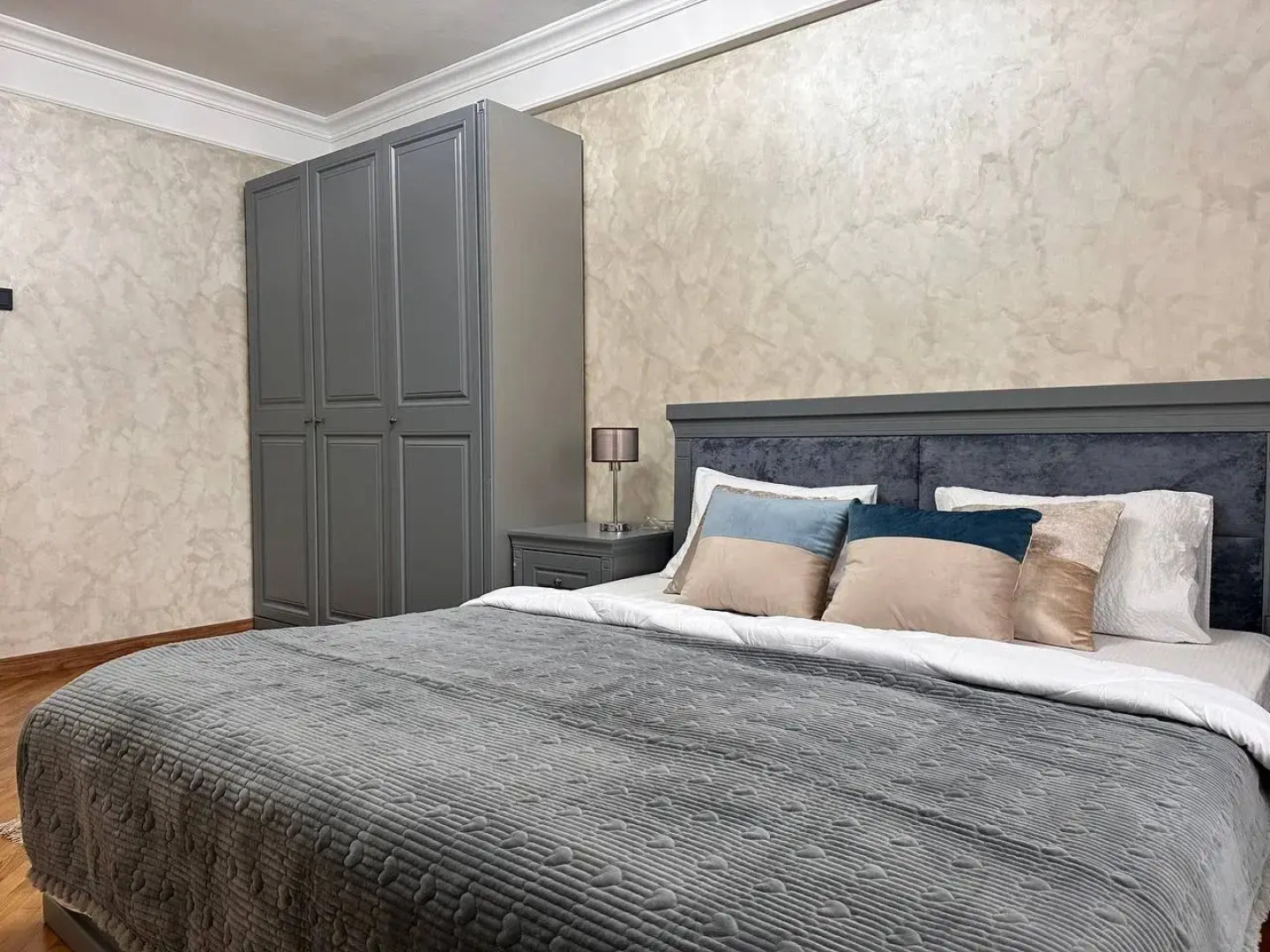 Квартира Просторная 3-комнатная в Центре Махачкалы