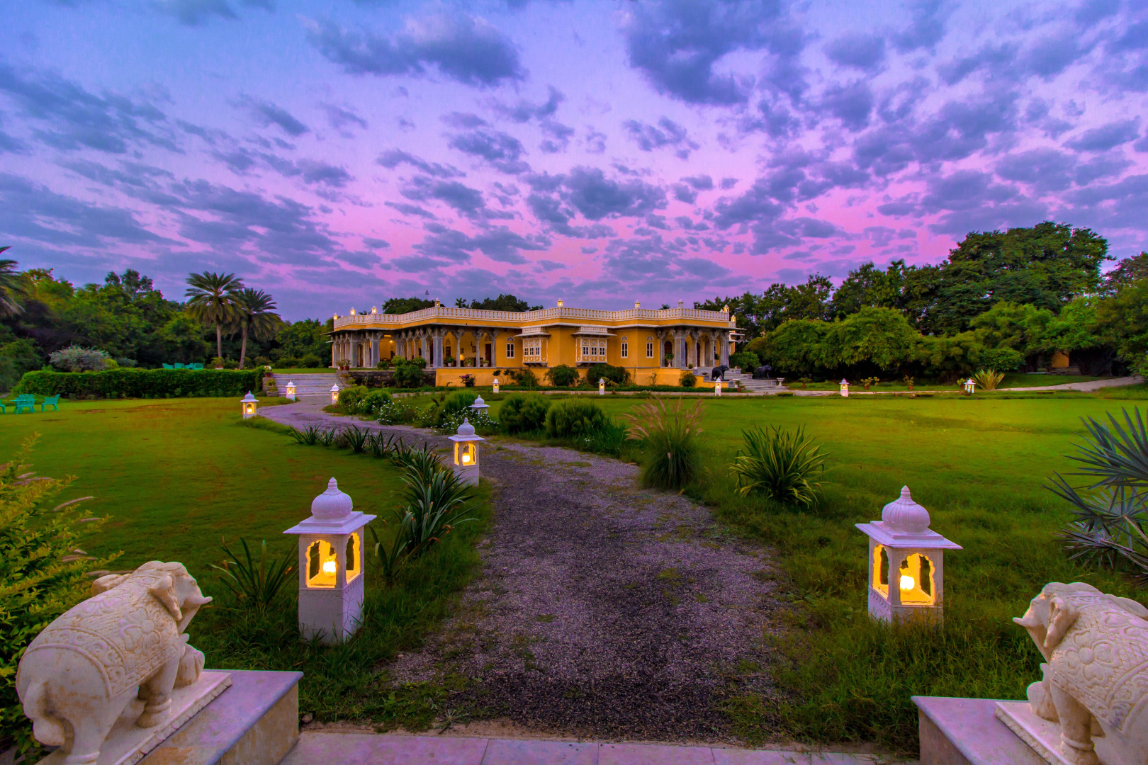Отель Dev Shree Relais and Châteaux Luxury Deogarh